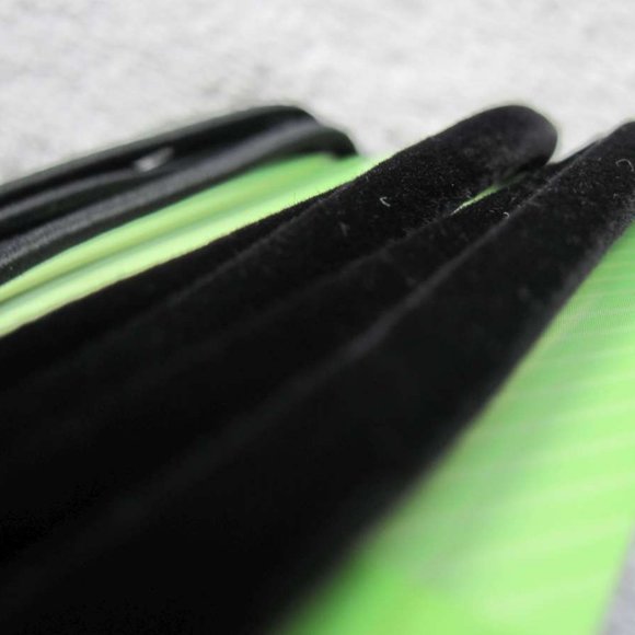 5 Black Goody Slideproof Velvet Soft Hold Elastic Hair Band Headbands Mixed Pack - Picture 3 of 9